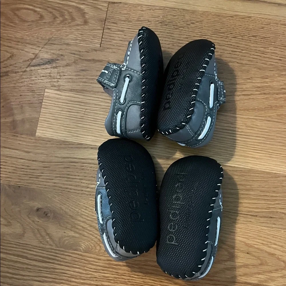 ❤️ 6 for 20 ❤️Pediped Kids Moccasins in Gray